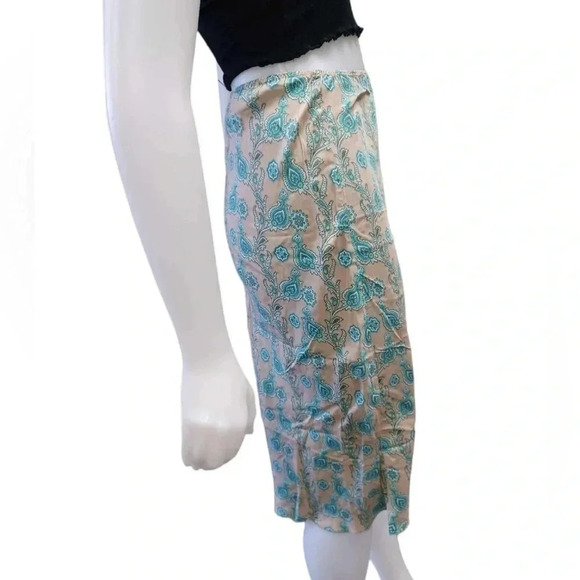 GAP Cream and Blue A-Line Skirt - Picture 3 of 8